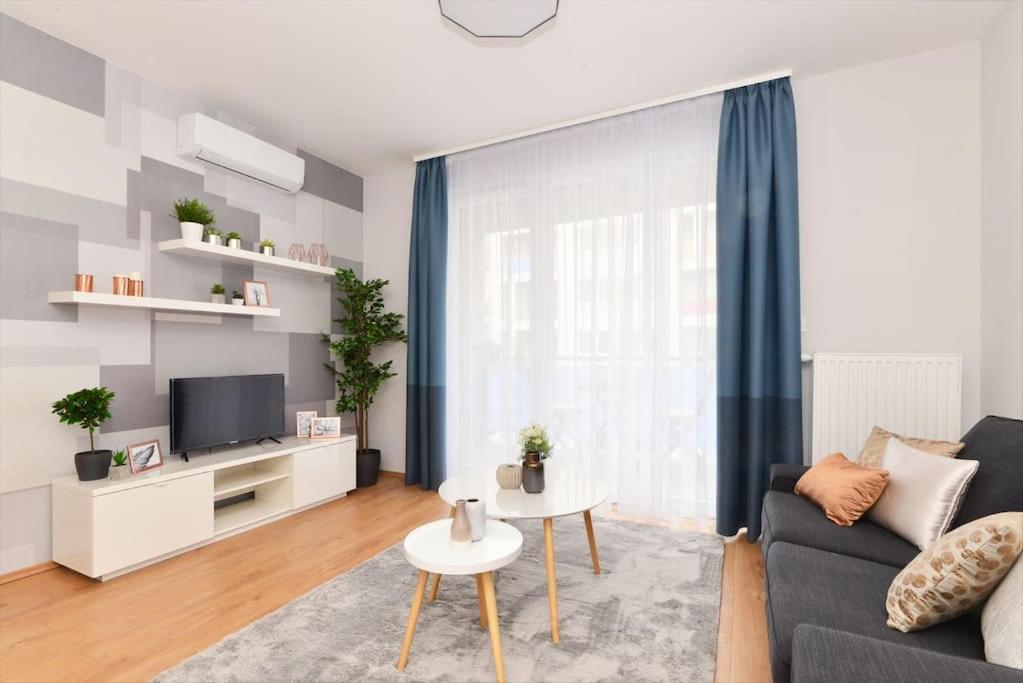 Laurel Bay Apartment Budapest Exterior photo